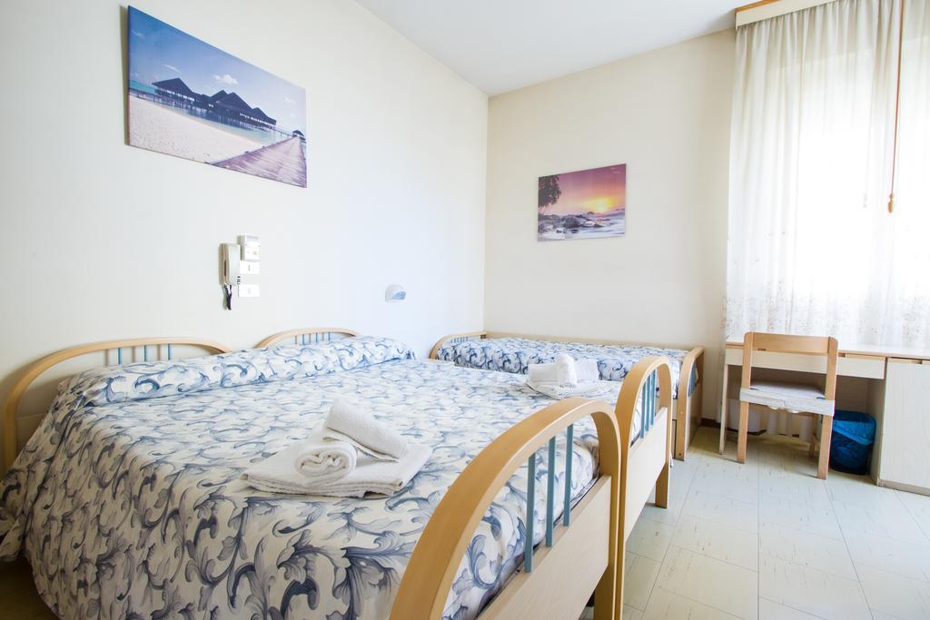 Hotel Hamburg セニガッリア エクステリア 写真