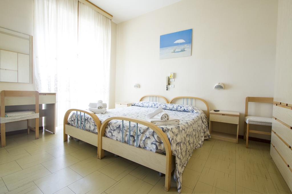 Hotel Hamburg セニガッリア エクステリア 写真